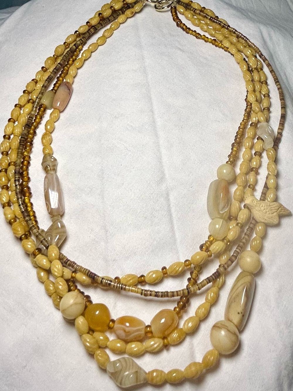 Vi rage 1980 necklace